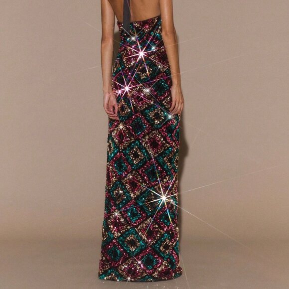 Black Elegant Women's Sequin Plunging Neck Backless Cocktail Dress - Picture 2 of 7